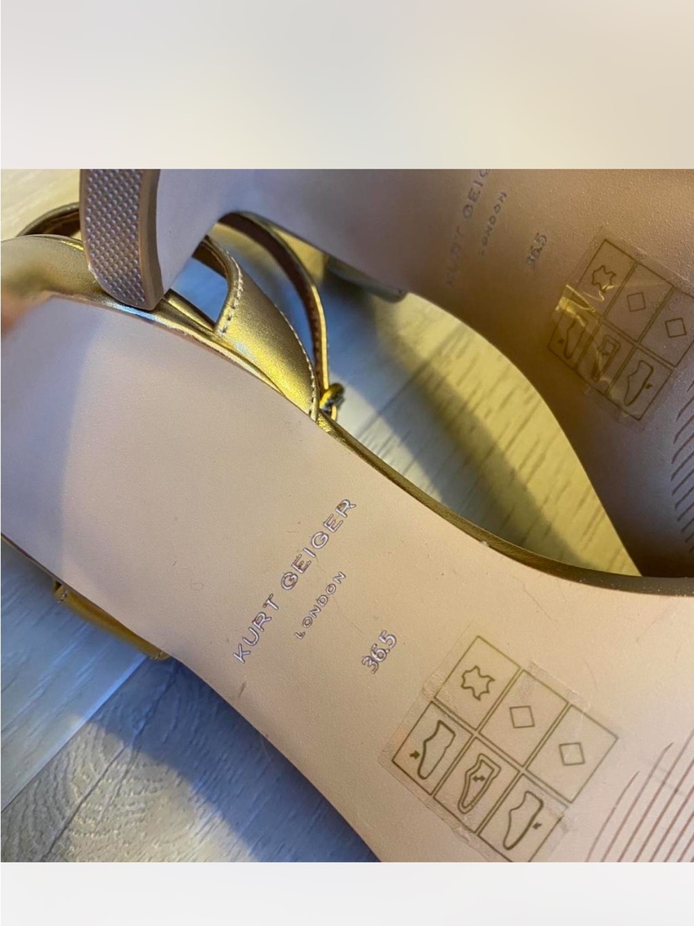 NWT! Kurt Geiger London Chelsea Metallic Gold Leather Ankle-Strap Heel Sandals - Picture 6 of 6